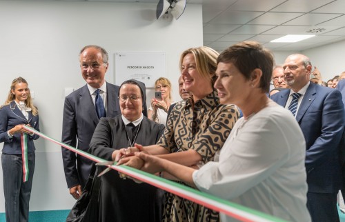 La Ministra Lorenzin ha inaugurato il nuovo Blocco Parto