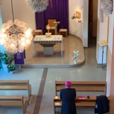 S. Messa Pasquale celebrata dal Vescovo di Brescia nella cappella di Poliambulanza in diretta Facebook e YouTube